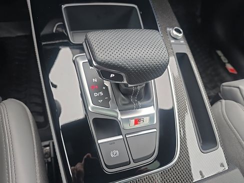 Used 2023 Audi SQ5 Premium Plus image 29