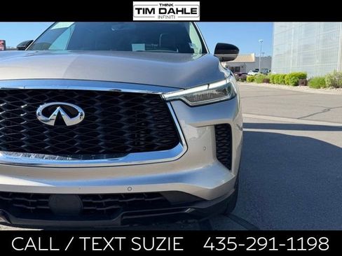 Certified 2023 INFINITI QX60 Luxe w/ Performance Audio Package AWD/4WD image 5