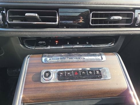 Used 2025 Lincoln Aviator Reserve w/ Equipment Group 201A image 21