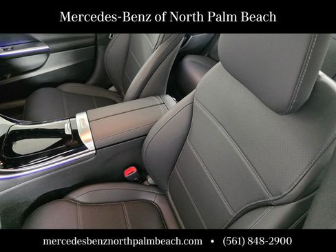 New 2026 Mercedes-Benz C 300 Sedan image 8