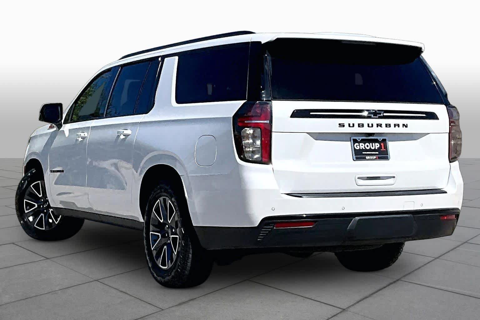 Used 2024 Chevrolet Suburban Z71 w/ Z71 Off-Road Package AWD/4WD image 12