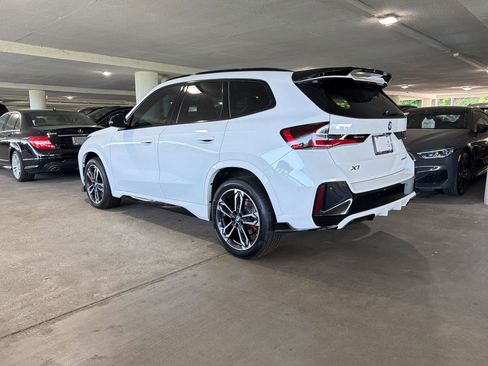 Used 2026 BMW X1 xDrive28i w/ Technology Package image 2