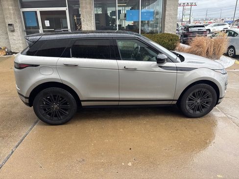 Used 2024 Land Rover Range Rover Evoque Dynamic SE image 5