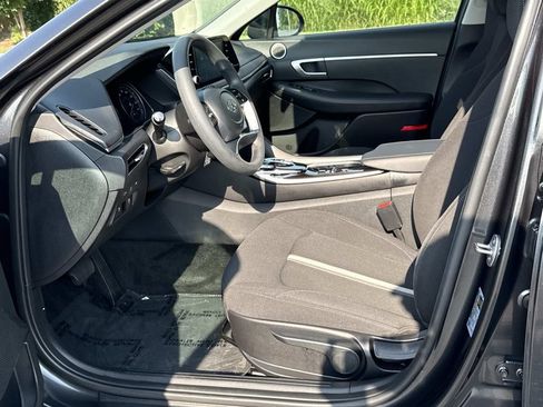 Used 2023 Hyundai Sonata SE FWD image 21