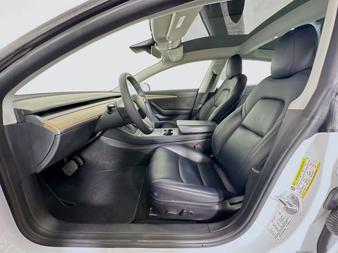 Used 2022 Tesla Model 3 RWD image 13