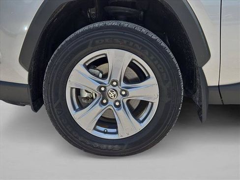 Used 2024 Toyota RAV4 XLE w/ Convenience Package AWD/4WD image 24
