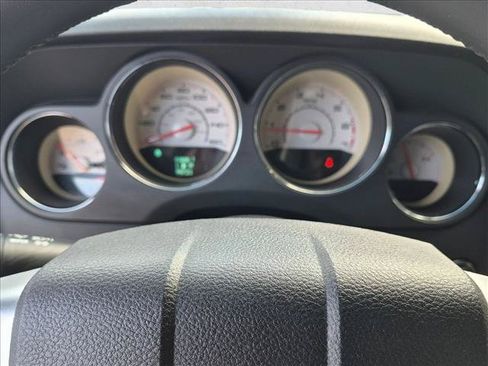 Used 2013 Dodge Challenger R/T RWD image 11