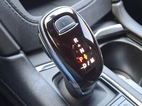 Certified 2023 Cadillac XT5 Luxury image 16