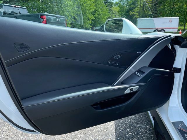 Used 2017 Chevrolet Corvette Z06 RWD image 21