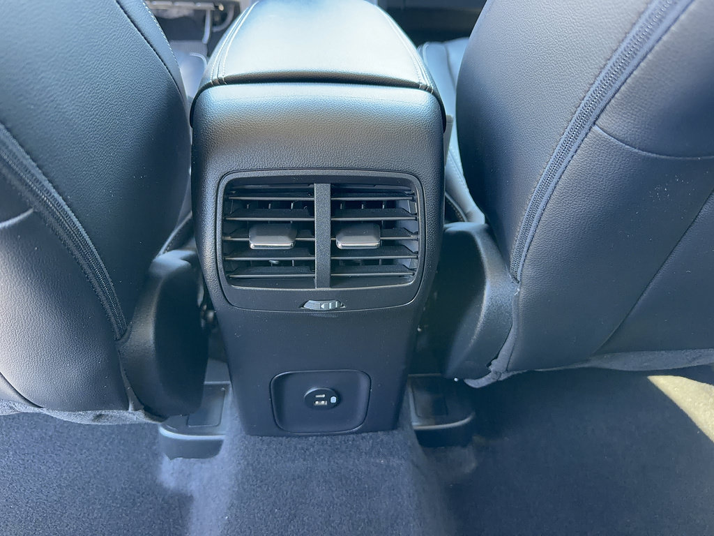 Used 2021 Ford Escape SEL w/ Technology Package FWD image 31