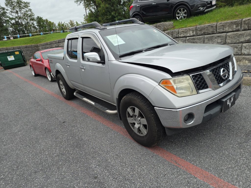Used 2007 Nissan Frontier NISMO w/ Sunroof Pkg AWD/4WD image 2