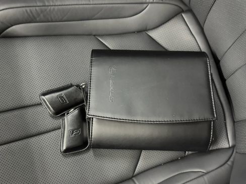 Used 2024 Lexus ES 350 F Sport w/ Accessory Package (Z1) FWD image 29