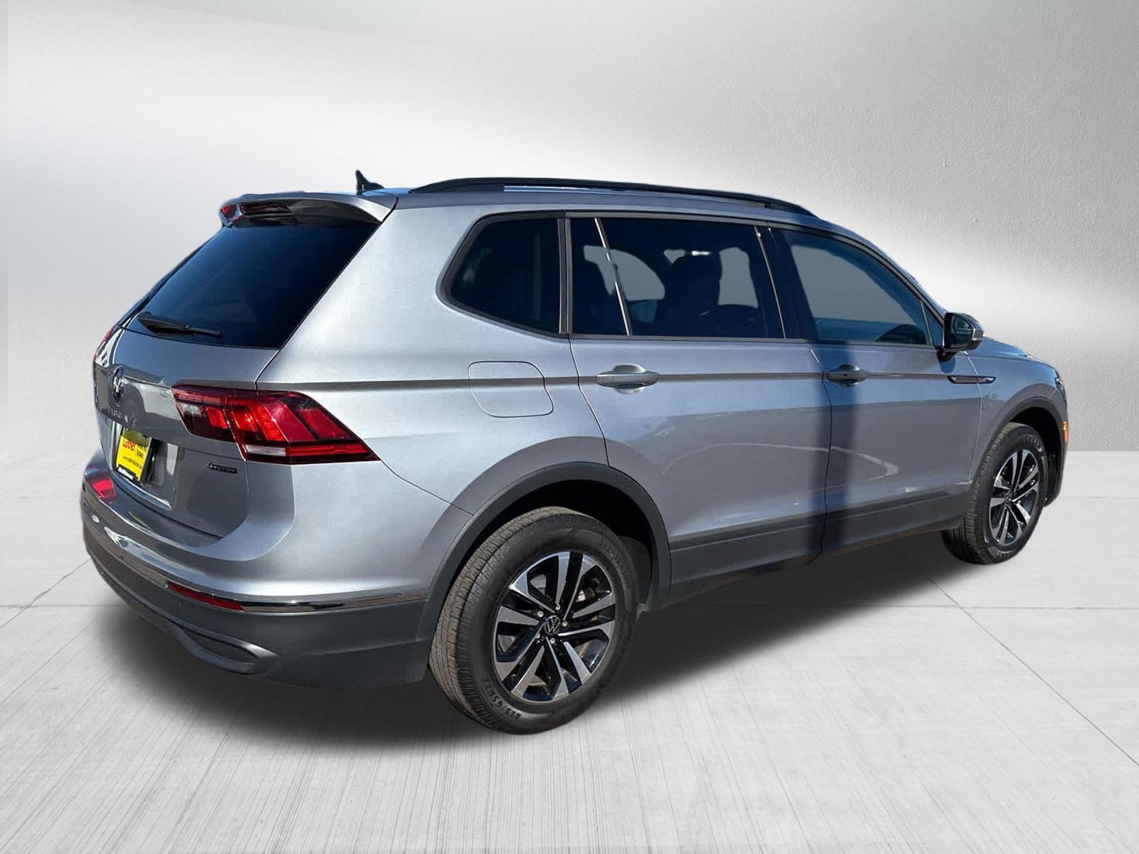 Used 2022 Volkswagen Tiguan S AWD/4WD image 7