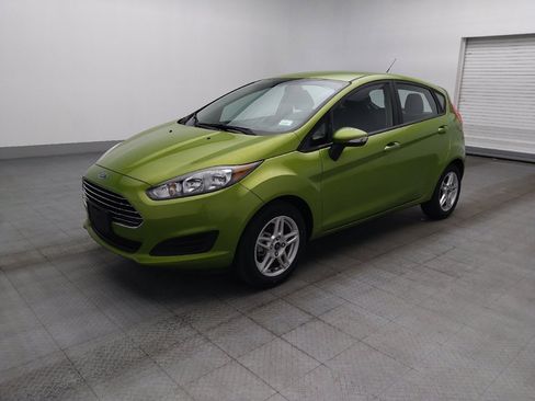 Used 2019 Ford Fiesta SE w/ Cold Weather Package FWD image 2