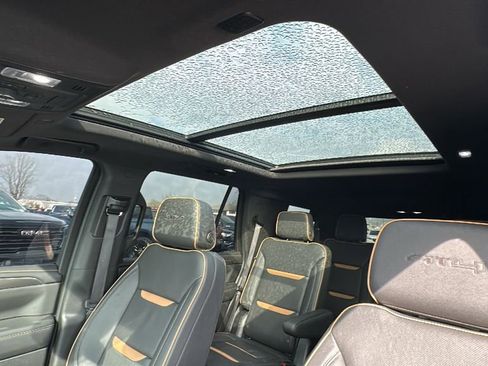 Used 2023 GMC Yukon AT4 w/ AT4 Premium Plus Package image 16