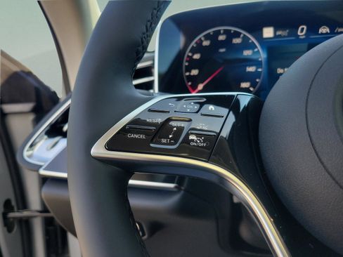 New 2026 Mercedes-Benz E 450 4MATIC Sedan image 31