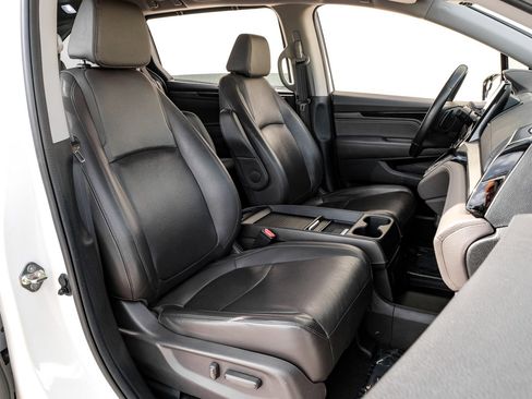 Used 2020 Honda Odyssey Elite image 37
