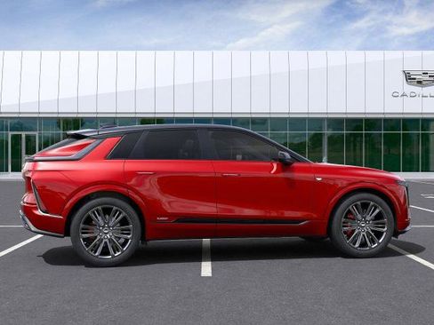 New 2026 Cadillac Lyriq V w/ LPO, Floor Liner Package image 2