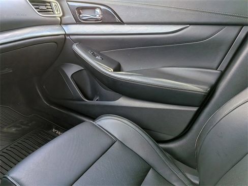 Used 2016 Nissan Maxima 3.5 SV image 19