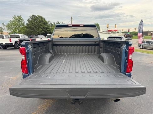 Used 2025 Chevrolet Silverado 2500 Custom w/ Custom Value Package AWD/4WD image 10