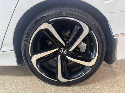 Used 2019 Honda Accord Sport image 33