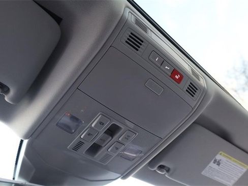 New 2026 Volkswagen Jetta SEL image 19