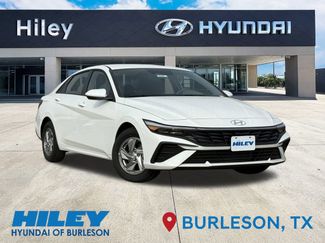 New 2026 Hyundai Elantra SE video 1