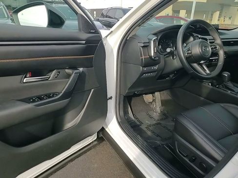 Certified 2025 MAZDA CX-50 2.5 Hybrid w/ Premium Plus Pkg image 11