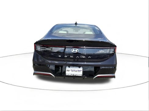 New 2026 Hyundai Sonata SEL image 4