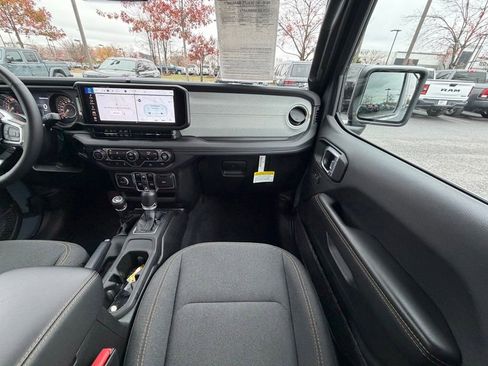 Certified 2024 Jeep Wrangler Sahara image 21