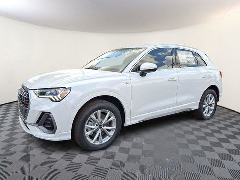 New 2025 Audi Q3 2.0T Premium image 3