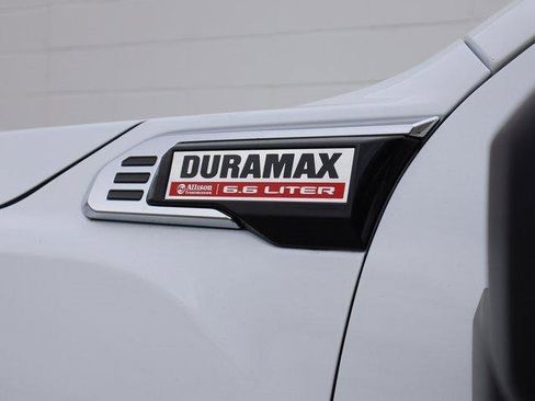 New 2026 GMC Sierra 2500 SLT w/ SLT Convenience Package image 14