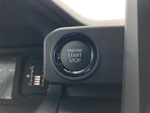 New 2026 Toyota Tacoma SR5 image 18