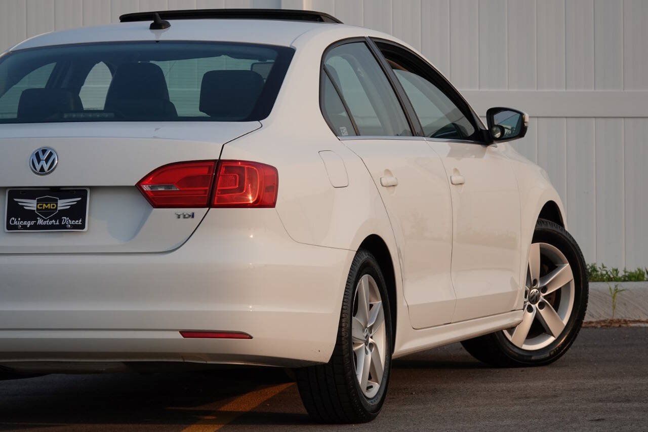Used 2014 Volkswagen Jetta TDI FWD image 25