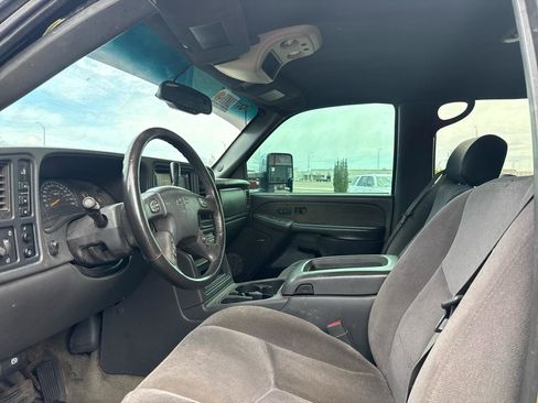 Used 2003 Chevrolet Silverado 2500 LT AWD/4WD image 8