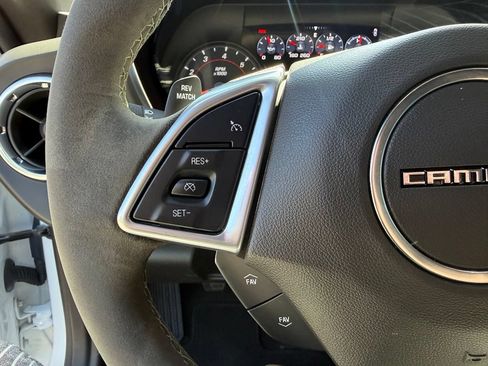 Used 2021 Chevrolet Camaro SS RWD image 25