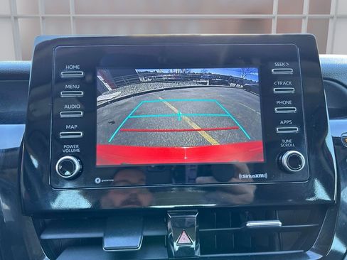 Used 2024 Toyota Camry SE image 27