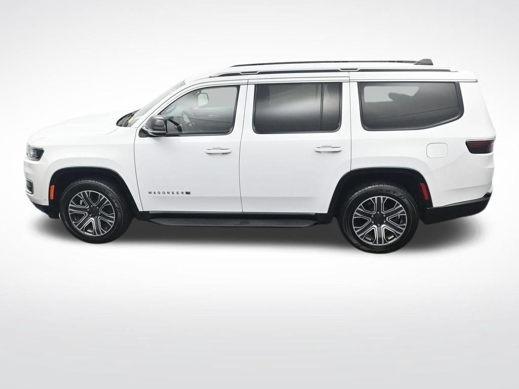 Used 2024 Jeep Wagoneer Series II w/ Flexible Seating Group RWD image 29