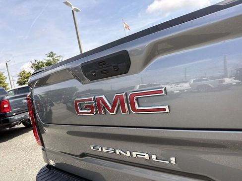 Used 2021 GMC Sierra 1500 Denali w/ Denali Ultimate Package AWD/4WD image 5