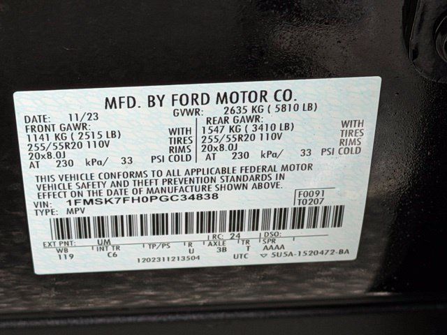 Used 2023 Ford Explorer Limited w/ Limited Technology Package RWD image 10