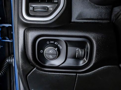 Used 2024 RAM 2500 Big Horn w/ Night Edition image 28