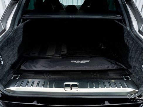 Used 2025 Aston Martin DBX 707 image 17