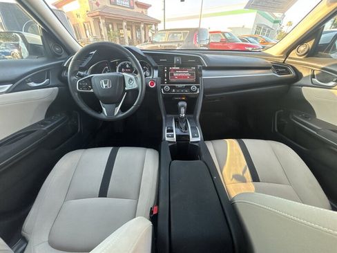 Used 2018 Honda Civic EX image 15