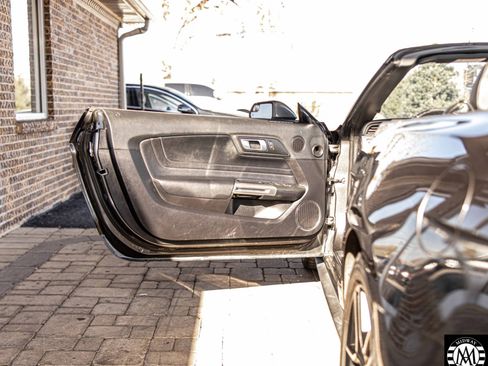 Used 2018 Ford Mustang Premium w/ Equipment Group 201A image 30