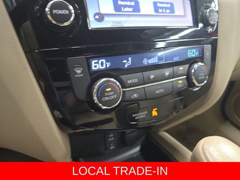 Used 2015 Nissan Rogue SL w/ SL Premium Package FWD image 22