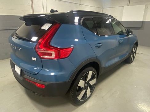 Used 2023 Volvo XC40 Recharge Ultimate w/ Protection Package Premier AWD/4WD image 3