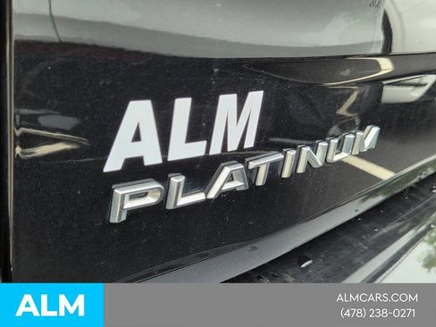 Used 2025 Ford Expedition Platinum AWD/4WD image 11