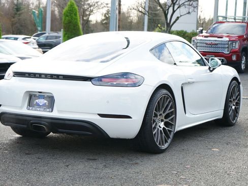 Used 2018 Porsche 718 Cayman Base image 5