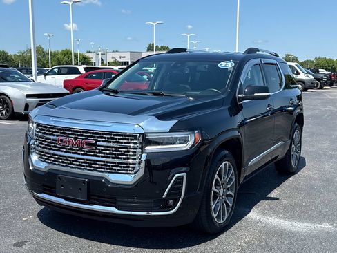 Used 2023 GMC Acadia Denali AWD/4WD image 7
