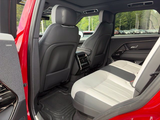 Used 2023 Land Rover Range Rover Sport SE Dynamic AWD/4WD image 12